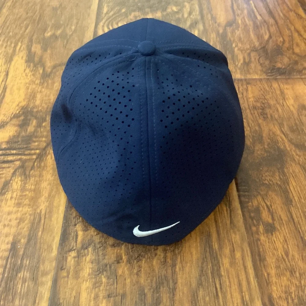 Nike Navy Blue Swoosh Performance Baseball Cap